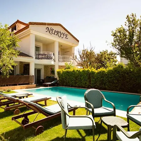 Nuriye Butik Alacati Hotel