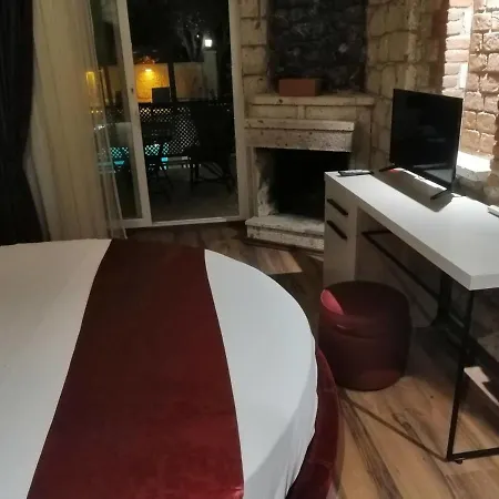 Nuriye Butik Alacati *
